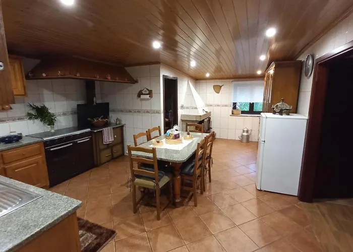 Casa Da Rosa Porreiras 펜션 *