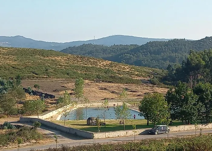 Casa Da Rosa Porreiras 파레드스 드 코라