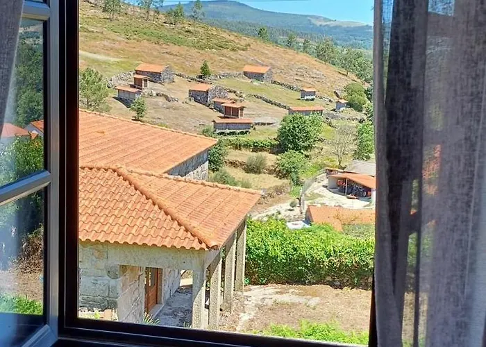 펜션 Casa Da Rosa Porreiras 파레드스 드 코라